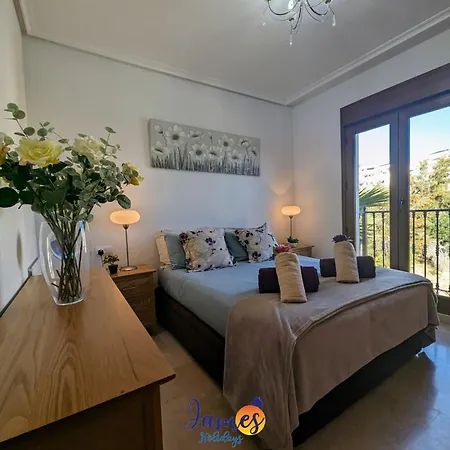 Apartment Mediterranean 2 Bed With Com Pool Lr1248