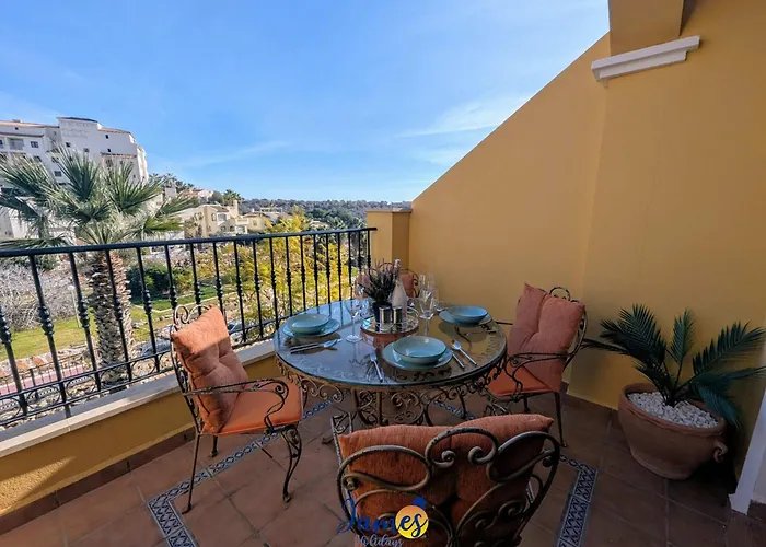 Mediterranean 2 Bed With Com Pool Lr1248 *