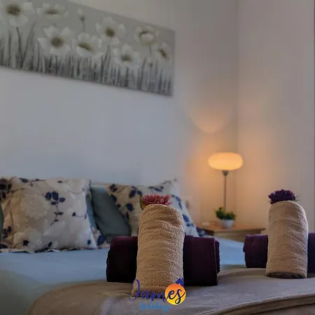 Mediterranean 2 Bed With Com Pool Lr1248 * カンポアモル